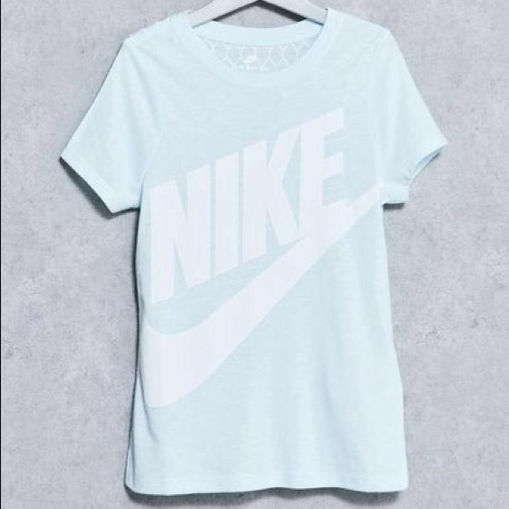 Nike Girl’s Shirt